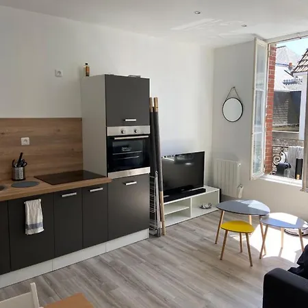 Cosy Flat Carteret - Appartement Centre Bourg - 4 Personnes Barneville-Carteret Exterior photo